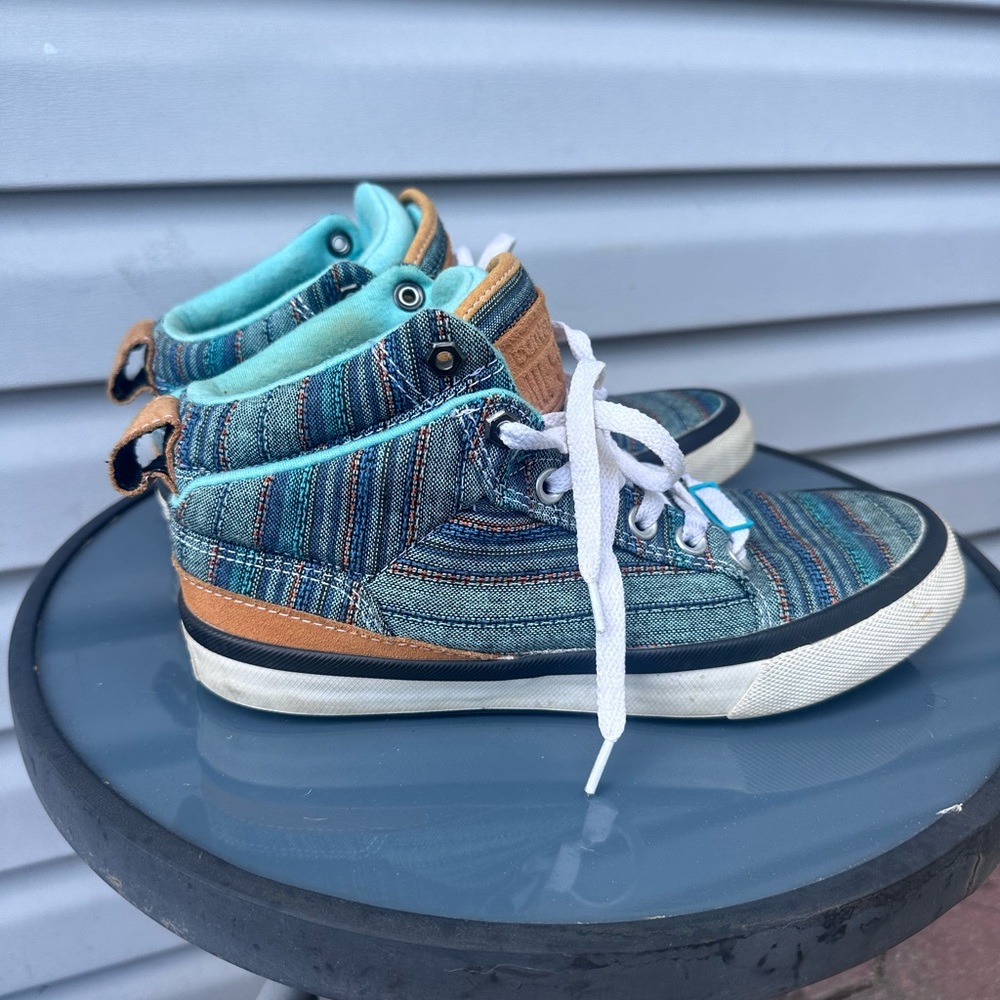 Converse boho skater men’s 7 women’s 8.5